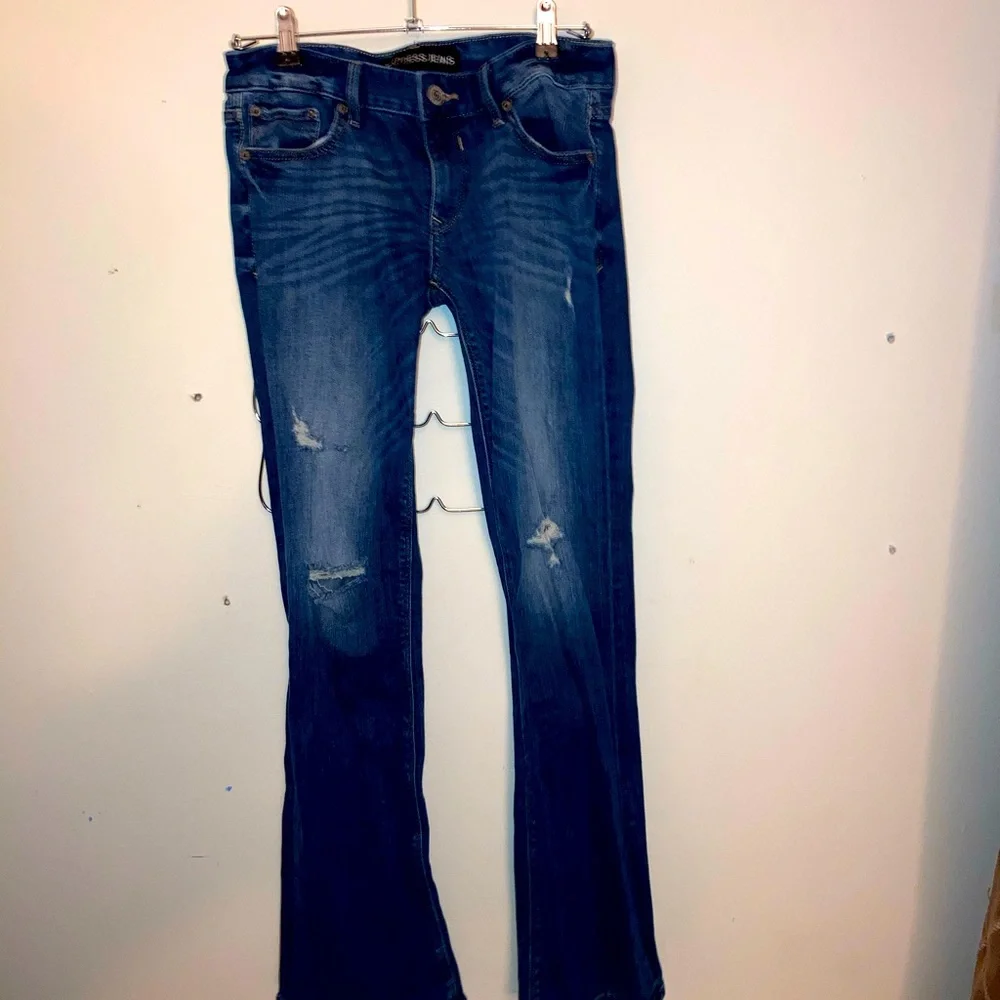 Express Jeans - Picture 1 of 5